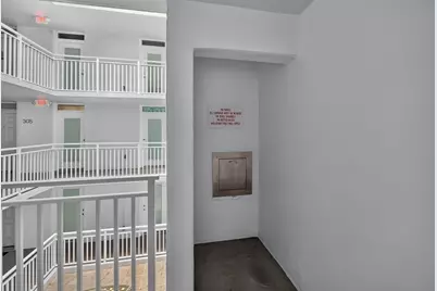 1045 10th Street #301, Miami Beach, FL 33139 - Photo 37