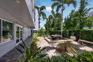 1045 10th St, Miami Beach, FL 33139 - Photo 7