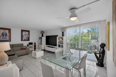 1045 10th Street #301, Miami Beach, FL 33139 - Photo 19