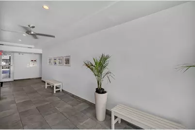 1045 10th Street #301, Miami Beach, FL 33139 - Photo 11
