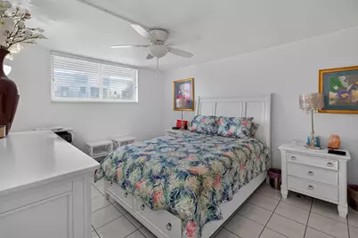 1045 10th Street #301, Miami Beach, FL 33139 - Photo 25