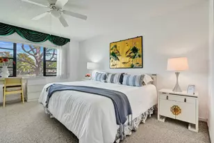 19 Stratford Dr E, Boynton Beach, FL 33436 - Photo 17