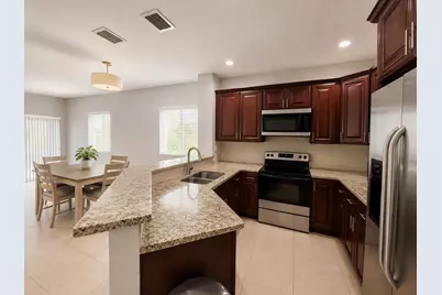 8851 N Isles Circle, Tamarac, FL 33321 - Photo 3