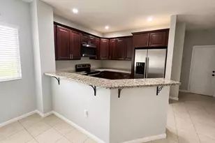 8851 N Isles Cir, Tamarac, FL 33321 - Photo 7