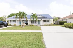 1320 Riverside Cir, Wellington, FL 33414 - Photo 37