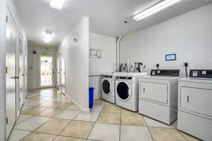 2895 NE 32nd St, Fort Lauderdale, FL 33306 - Photo 21