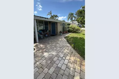 2869 SE 1st Place, Boynton Beach, FL 33435 - Photo 17
