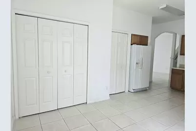 10589 NW 56th Place, Coral Springs, FL 33076 - Photo 9