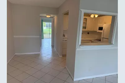 147 Cambridge G, West Palm Beach, FL 33417 - Photo 7