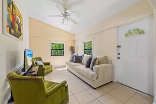 4057 Chukker Dr, Palm Springs, FL 33406 - Photo 9