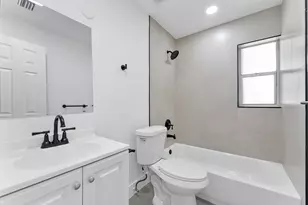 441 NW 2nd Ave, Deerfield Beach, FL 33441 - Photo 5