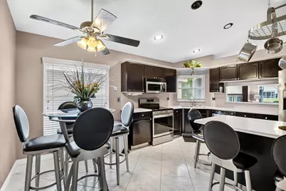 107 Harbor Lake Circle, Greenacres, FL 33413 - Photo 9