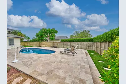 1267 Summerwood Circle, Wellington, FL 33414 - Photo 9