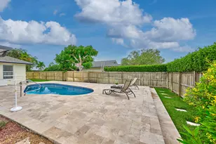 1267 Summerwood Cir, Wellington, FL 33414 - Photo 9