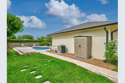 1267 Summerwood Circle, Wellington, FL 33414 - Photo 13
