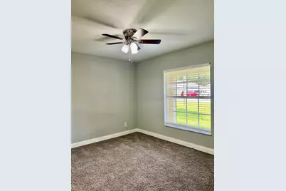 225 12th Street SW, Vero Beach, FL 32962 - Photo 7