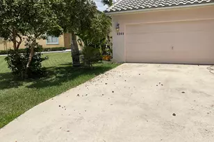 6099 Farmers Pl, Lake Worth, FL 33463 - Photo 3