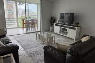 315 SE 11th Terrace, Dania Beach, FL 33004 - Photo 3