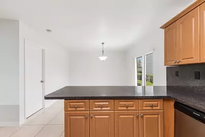 24 SW 6th Street #2, Hallandale Beach, FL 33009 - Photo 9
