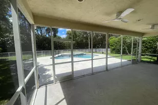 10225 NW 60th Pl, Parkland, FL 33076 - Photo 15