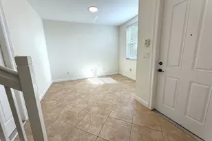 960 Millbrae Ct, West Palm Beach, FL 33401 - Photo 3