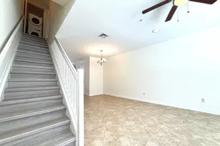 960 Millbrae Ct, West Palm Beach, FL 33401 - Photo 11