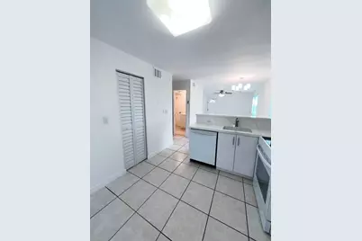3777 NW 78th Avenue #46E, Davie, FL 33024 - Photo 5