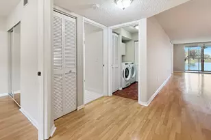 10111 NW 24th Pl, Sunrise, FL 33322 - Photo 7