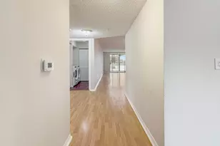 10111 NW 24th Pl, Sunrise, FL 33322 - Photo 17