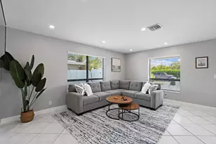 3370 NE 5th Dr, Boca Raton, FL 33431 - Photo 3