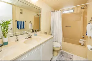 2615 NE 3rd Ct NE, Boynton Beach, FL 33435 - Photo 15