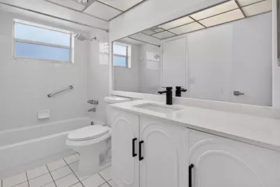 5061 W Oakland Park Boulevard #113, Lauderdale Lakes, FL 33313 - Photo 9