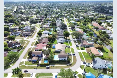 760 Windtree Way, Wellington, FL 33414 - Photo 3