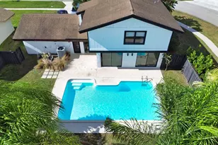 760 Windtree Way, Wellington, FL 33414 - Photo 5