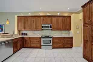 4850 NW 95th Dr, Coral Springs, FL 33076 - Photo 9