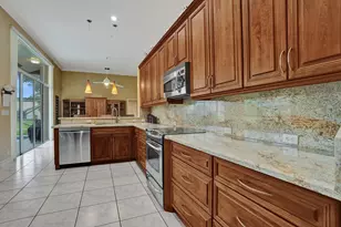 4850 NW 95th Dr, Coral Springs, FL 33076 - Photo 5