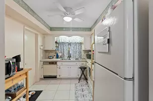 1111 NW 85th Way, Pembroke Pines, FL 33024 - Photo 5