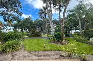 900 Jasmine Ln, Vero Beach, FL 32963 - Photo 11