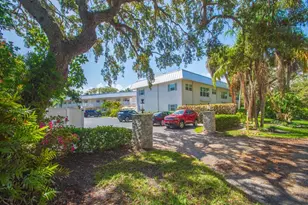 900 Jasmine Ln, Vero Beach, FL 32963 - Photo 25