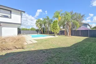 760 Windtree Way, Wellington, FL 33414 - Photo 11