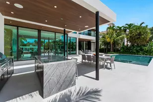 2400 Barcelona Dr, Fort Lauderdale, FL 33301 - Photo 21