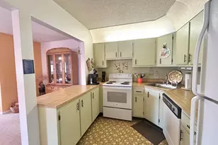 132 Lake Pine Cir, Greenacres, FL 33463 - Photo 9
