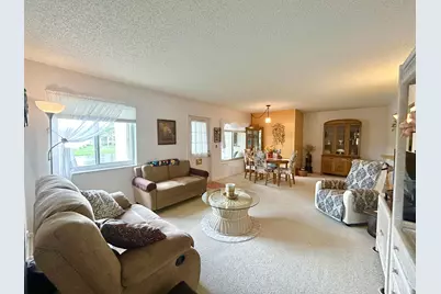 132 Lake Pine Circle #B-2, Greenacres, FL 33463 - Photo 3