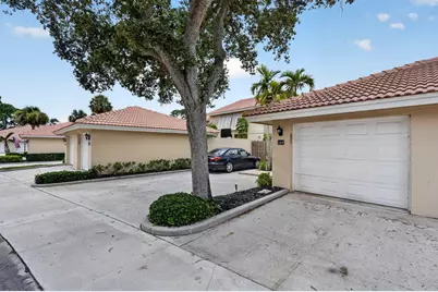 164 Old Meadow Way, Palm Beach Gardens, FL 33418 - Photo 1