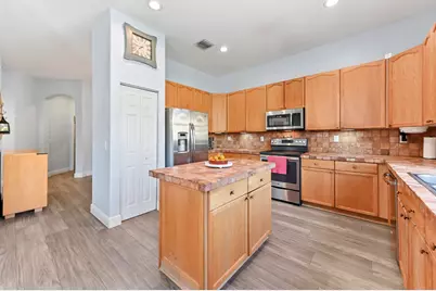 4442 Onega Circle, West Palm Beach, FL 33409 - Photo 9