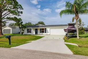 1810 SW Gemini Ln, Port Saint Lucie, FL 34984 - Photo 1