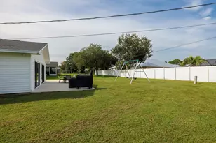 1810 SW Gemini Ln, Port Saint Lucie, FL 34984 - Photo 29