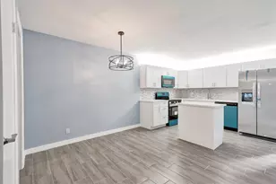 736 NW 98th Cir, Plantation, FL 33324 - Photo 7