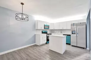 736 NW 98th Cir, Plantation, FL 33324 - Photo 5