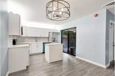 736 NW 98th Circle, Plantation, FL 33324 - Photo 3